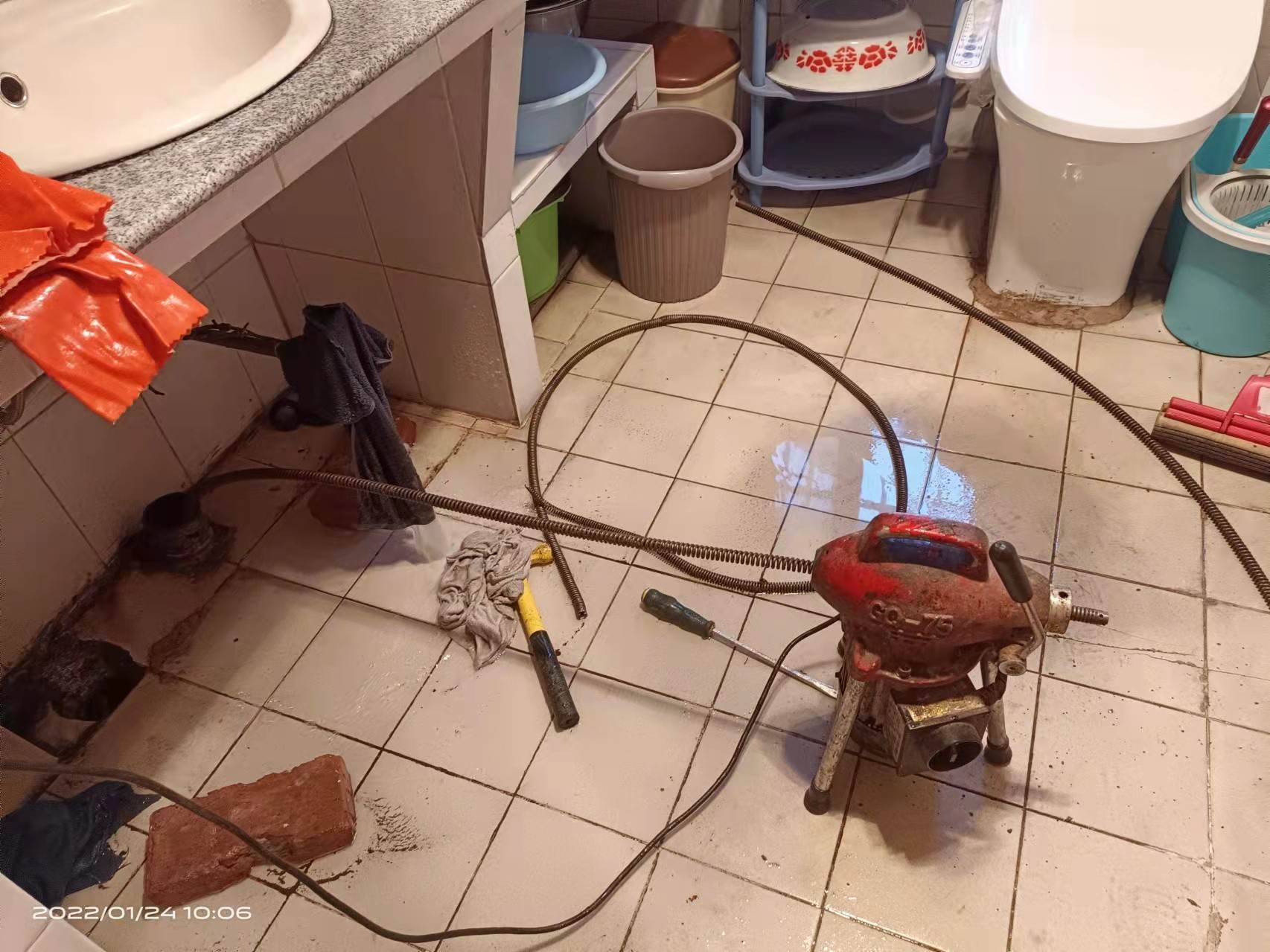 临武疏通厨房下水道，地漏疏通
